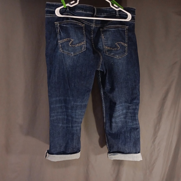 Capris - Picture 2 of 2